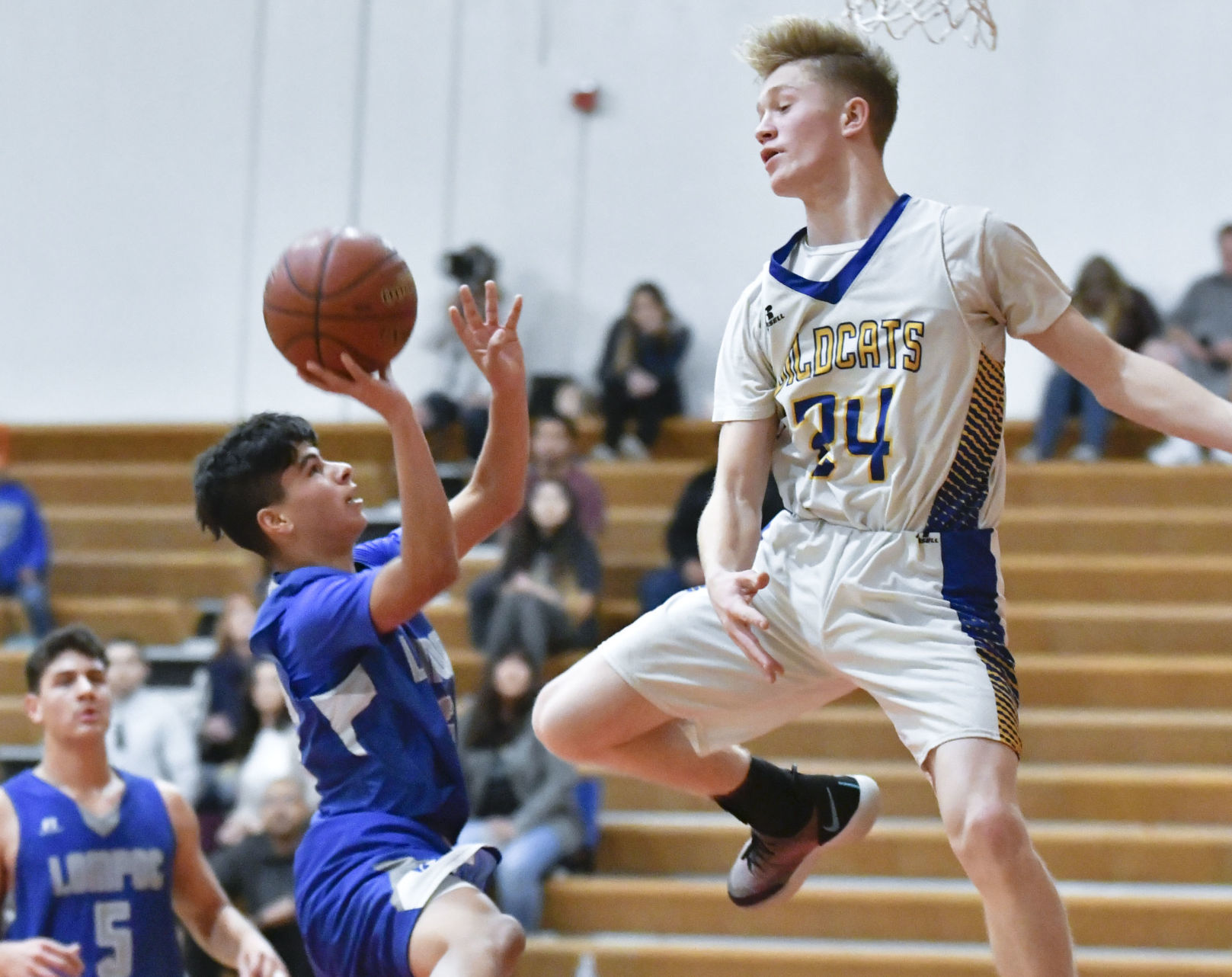 122718 Taft Lompoc b basketball 06.jpg